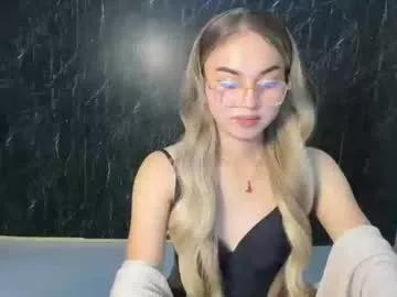 urasian_kat from Chaturbate is Freechat