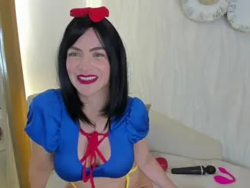 Freechat velora_ on Chaturbate