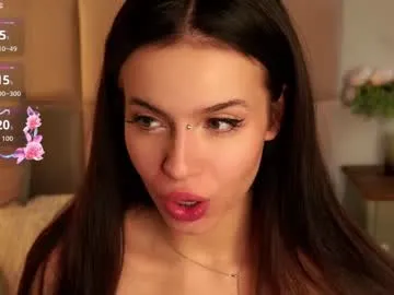 vivid_girls on Chaturbate 