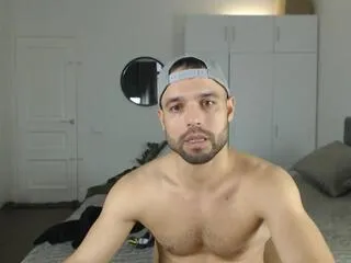 Offline andres_hot on Flirt4Free