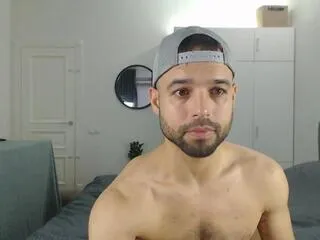 andres_hot — Freechat on Flirt4Free