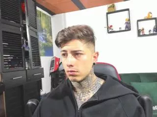 Offline aron_felip on Flirt4Free