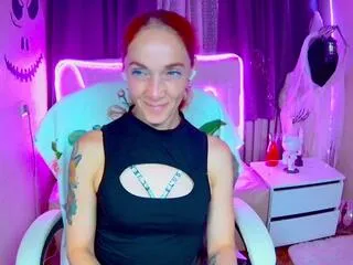 Freechat bree_terner on Flirt4Free