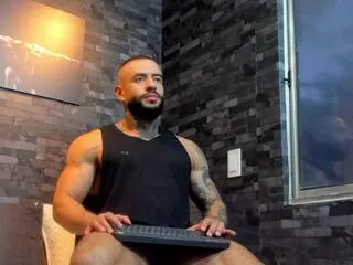 Offline bruce_dallas on Flirt4Free