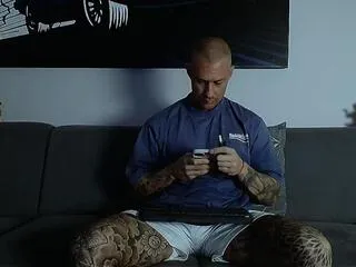 Offline calvin_hunt on Flirt4Free