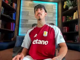 Offline donovan_desmond on Flirt4Free