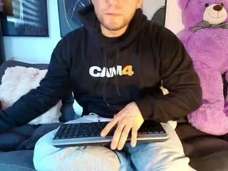 felipe_stanford — Freechat on Flirt4Free