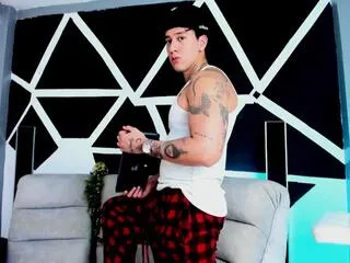 Offline justin_fuller on Flirt4Free