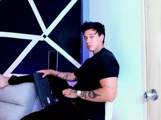 Offline justin_fuller on Flirt4Free