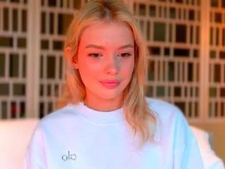 Freechat lily_rooney on Flirt4Free