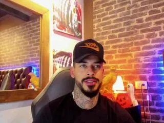 Freechat rocky_millan on Flirt4Free