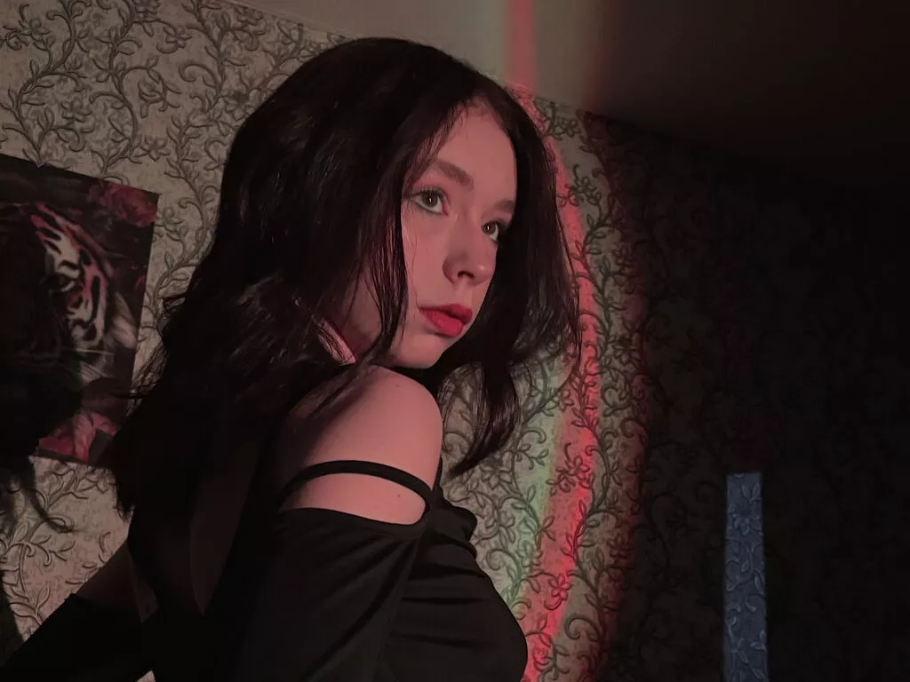 AuroraPie — What I enjoy most? Long eye contact, teasing conversations, and the feeling of being slowly undressed by your words. I like when things build up --- soft, deep, and a little dangerous. Show me you're patient... and I'll show you everything else.