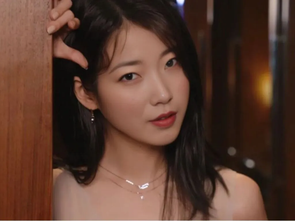 LiveJasmin BeIIaDiana is Freechat BeIIaDiana — I like food, dogs, and I like gentlemen