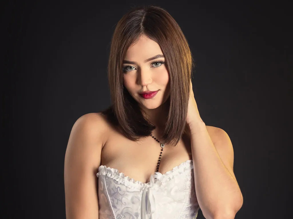 LiveJasmin ClarissaMorreti is Freechat ClarissaMorreti — I really like sports and I love weight training. One of the sports I am currently doing is poldance and Jiu Jitsu.