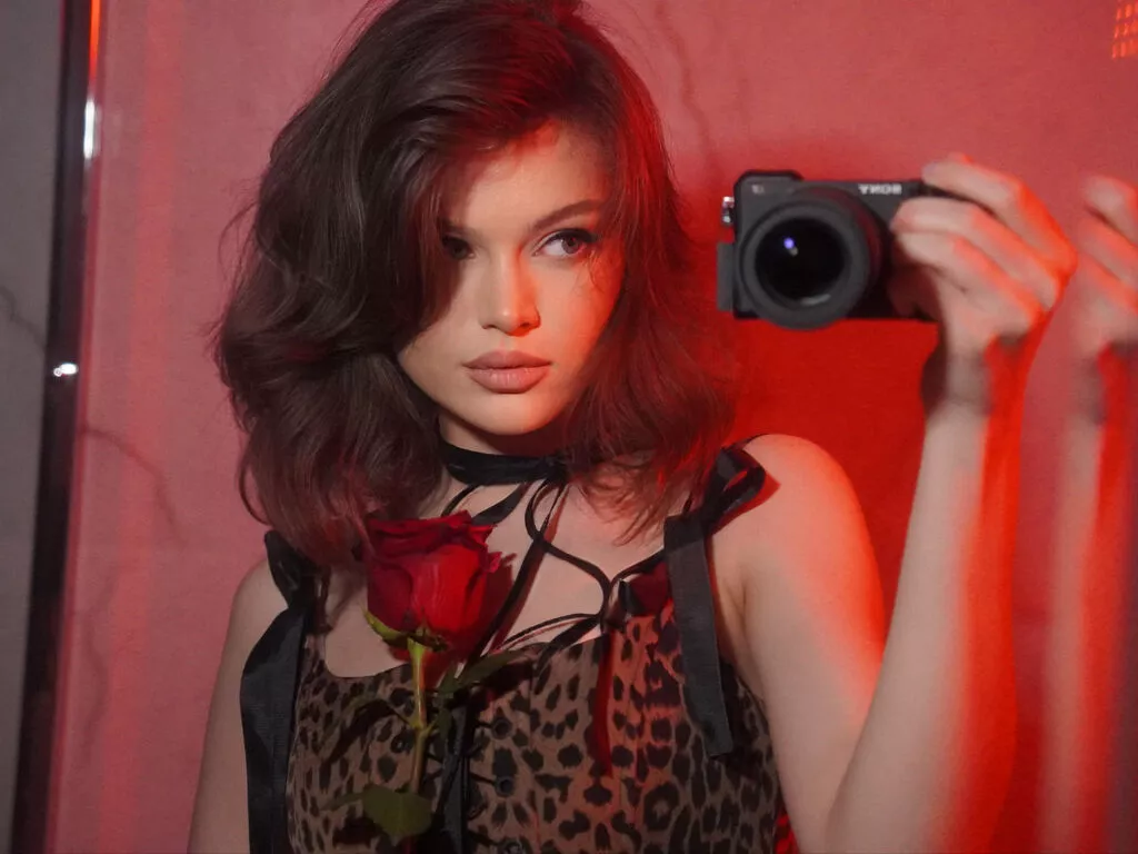 LiveJasmin LunaBruna is Freechat LunaBruna — I like it when there is real tension between us --- playful, sensual, intriguing. I love it when you don't just look at me, but feel my every move... I like it when you're sincere, a little cocky, and not afraid to fantasize. I get high from...