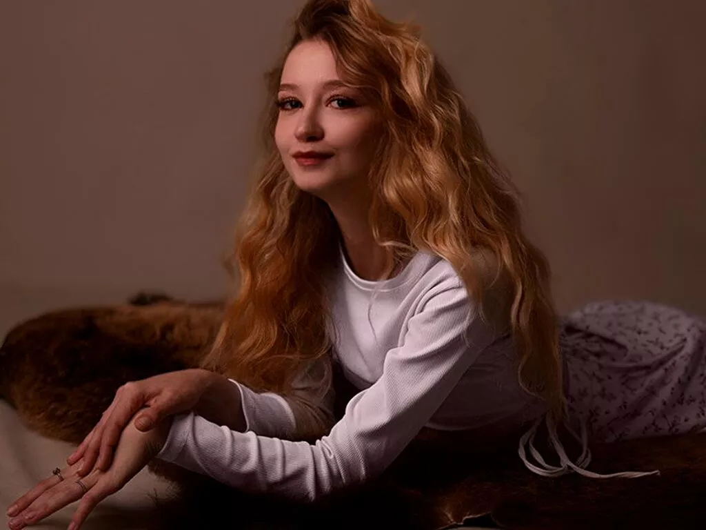 LiveJasmin MayLilly is Freechat MayLilly — Roreplay, I love hot games, pony play, it really turns me on! I love to see you c2c