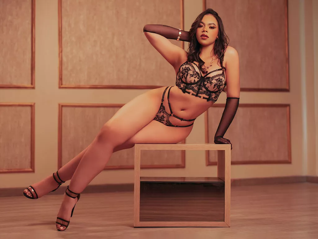 LiveJasmin NicoleViscontti is Freechat NicoleViscontti — I love fun conversations, silly jokes, and people who can make me laugh. Creativity is my love language---I enjoy drawing, singing, and experimenting with new styles and fantasies.