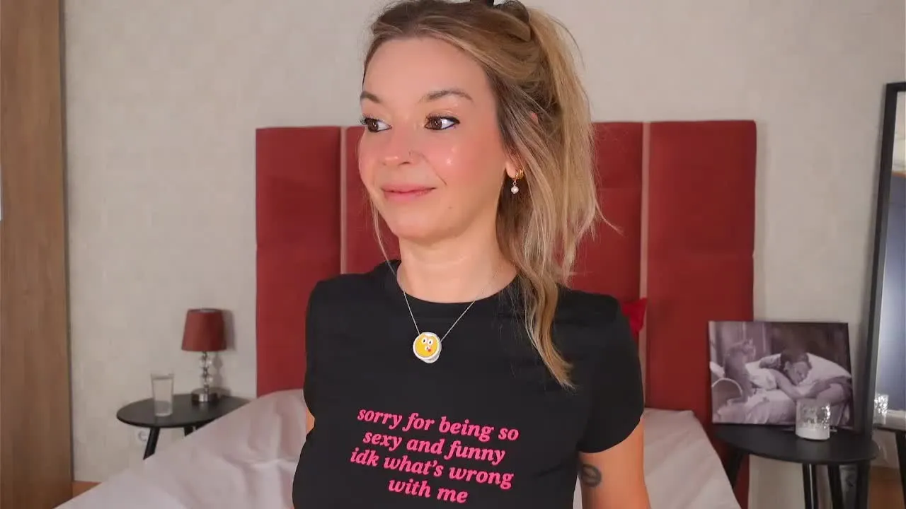 AliceViva on Streamray