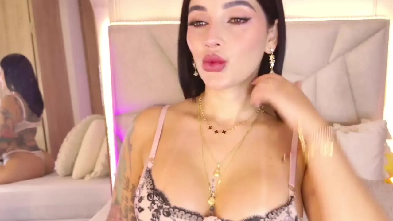 Offline BellaColeman on Streamray