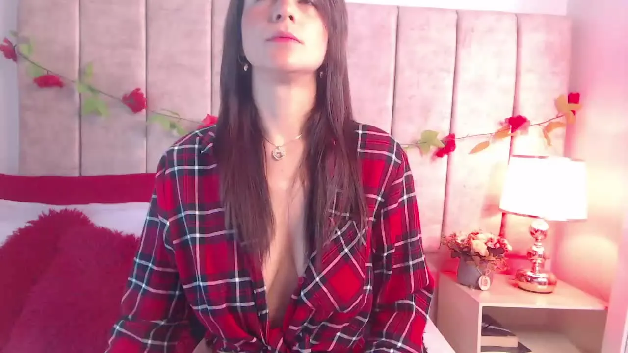 CrystalHarris on Streamray