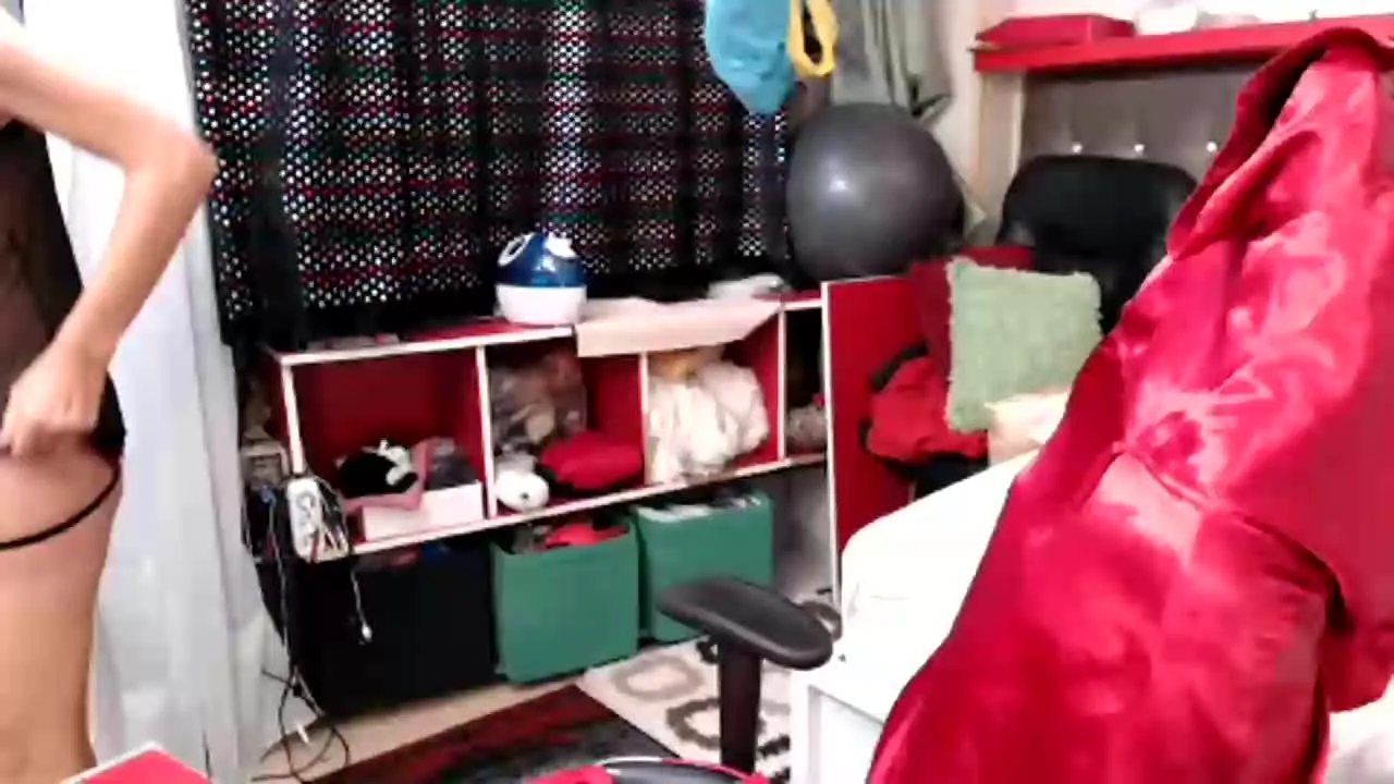 Offline Gilia8 on Streamray