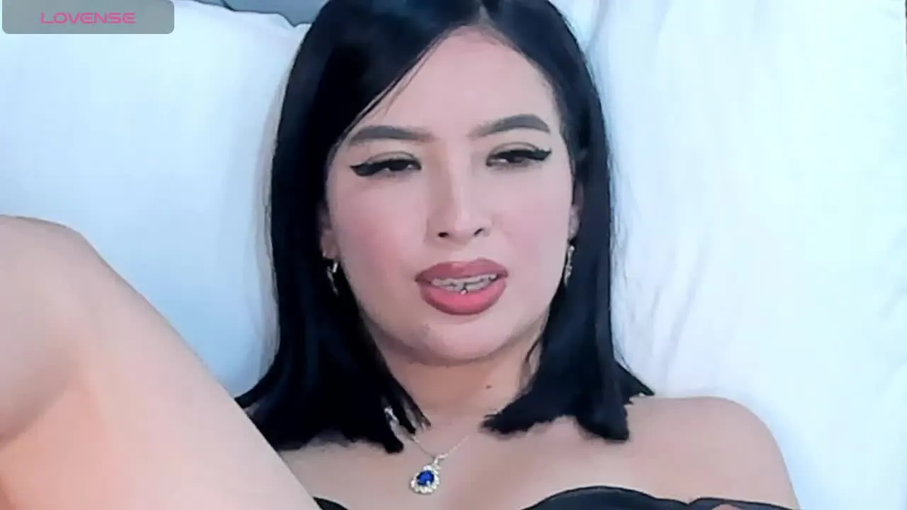 Freechat JennDavis on Streamray