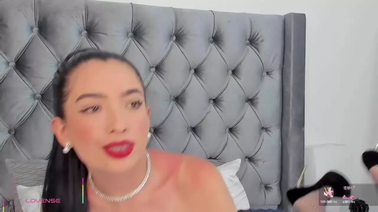 Freechat JennDavis on Streamray