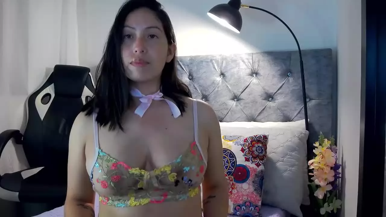 Offline KatyBellaDonna on Streamray