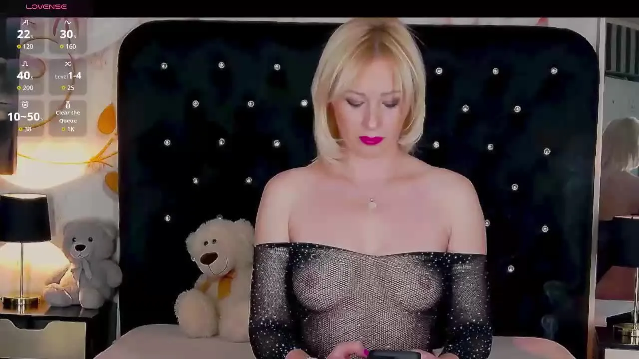 OliviaShaw on Streamray