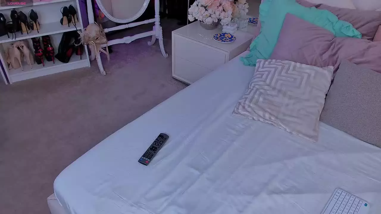 RebekaSage on Streamray