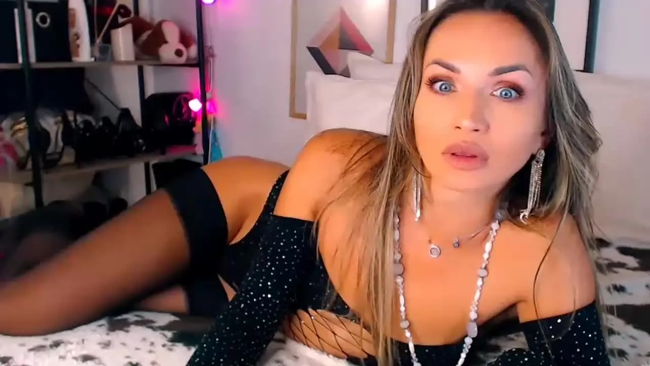 Freechat SoBlueEyes on Streamray