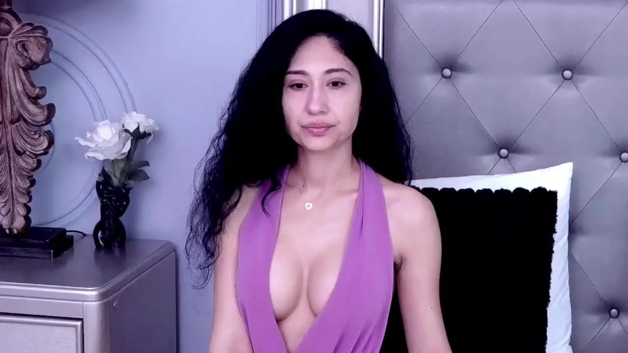 Offline VanessaCulpo on Streamray