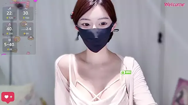 Freechat -Hell0-Kitty on StripChat