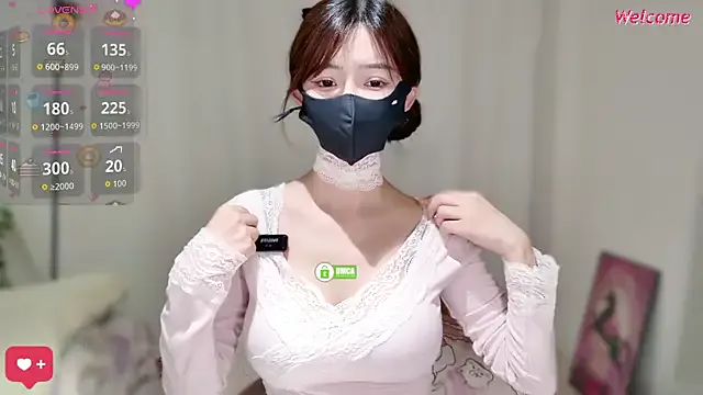 Freechat -Hell0-Kitty on StripChat