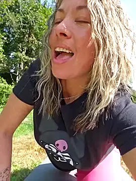 _NinaLuvSins_ on StripChat