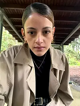 alana15 on StripChat