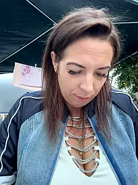 Almmaxxxx on StripChat 