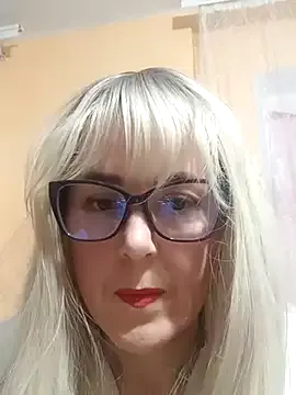 Amelialove42's avatar