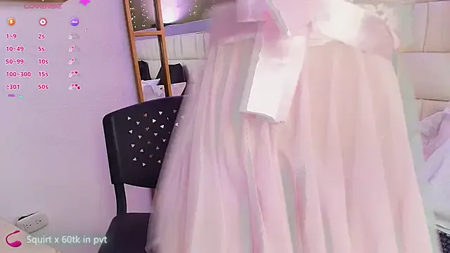 anahi_maite on StripChat