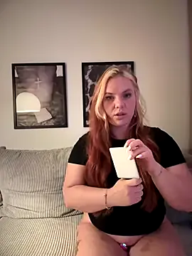 AnjaAmelia on StripChat 