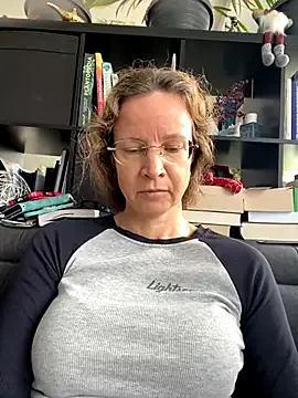 AnnikaRose on StripChat