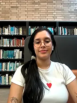 Annya-sweet on StripChat 