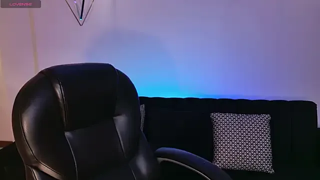 AprilRhodes_ on StripChat