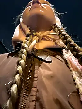 bambi_lu on StripChat