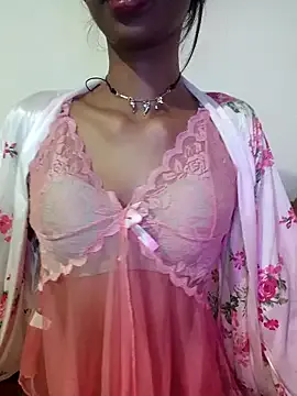 Group BunnyBloom25 on StripChat