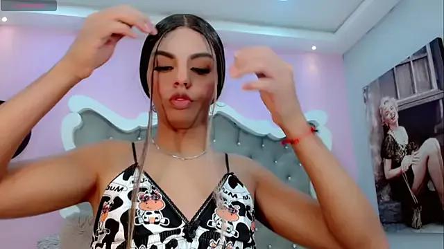 CamiiGarcia from StripChat is Freechat