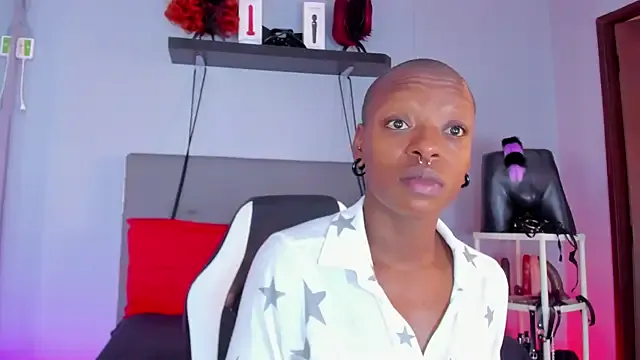 Freechat Coco_Kiss on StripChat