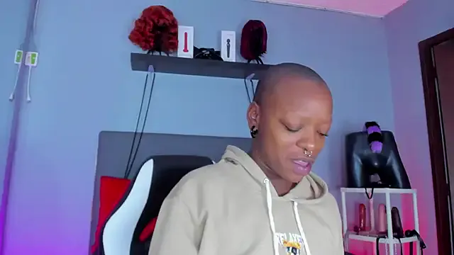 Freechat Coco_Kiss on StripChat