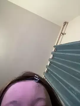 Freechat D-033 on StripChat