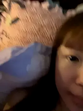 Freechat D-033 on StripChat